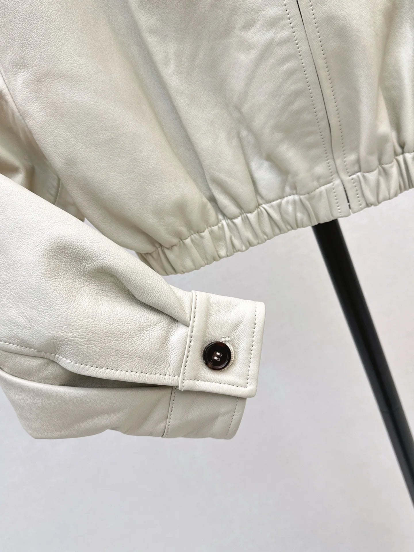 Women's Pure Color Leather Long Sleeve Notch Collar Zipper Short Top Autumn Winter Fashion Elegant Style 2671446