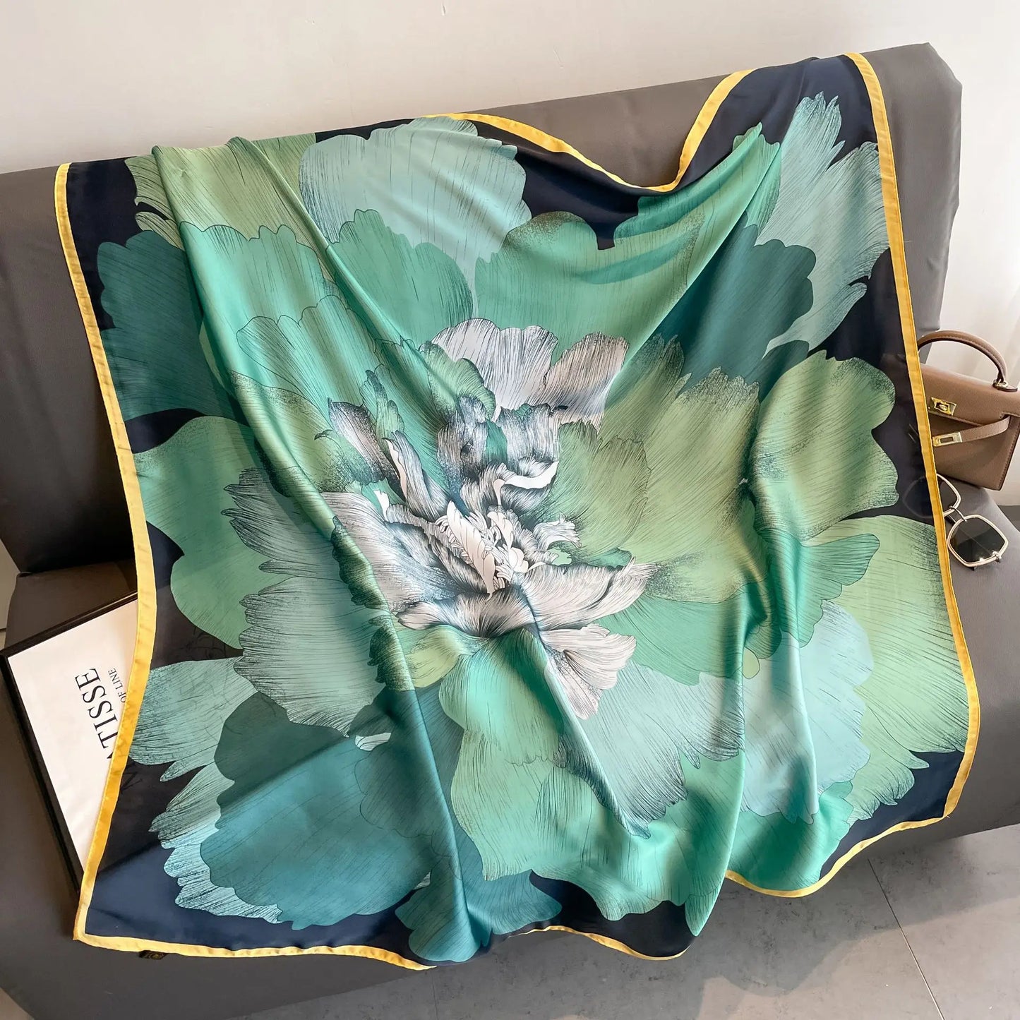Luxury Horse Print Square Scarf Vintage Imitation Silk Shawl Scarf  Women Windproof Outdoor Head Wrap 110*110cm \[p'[;