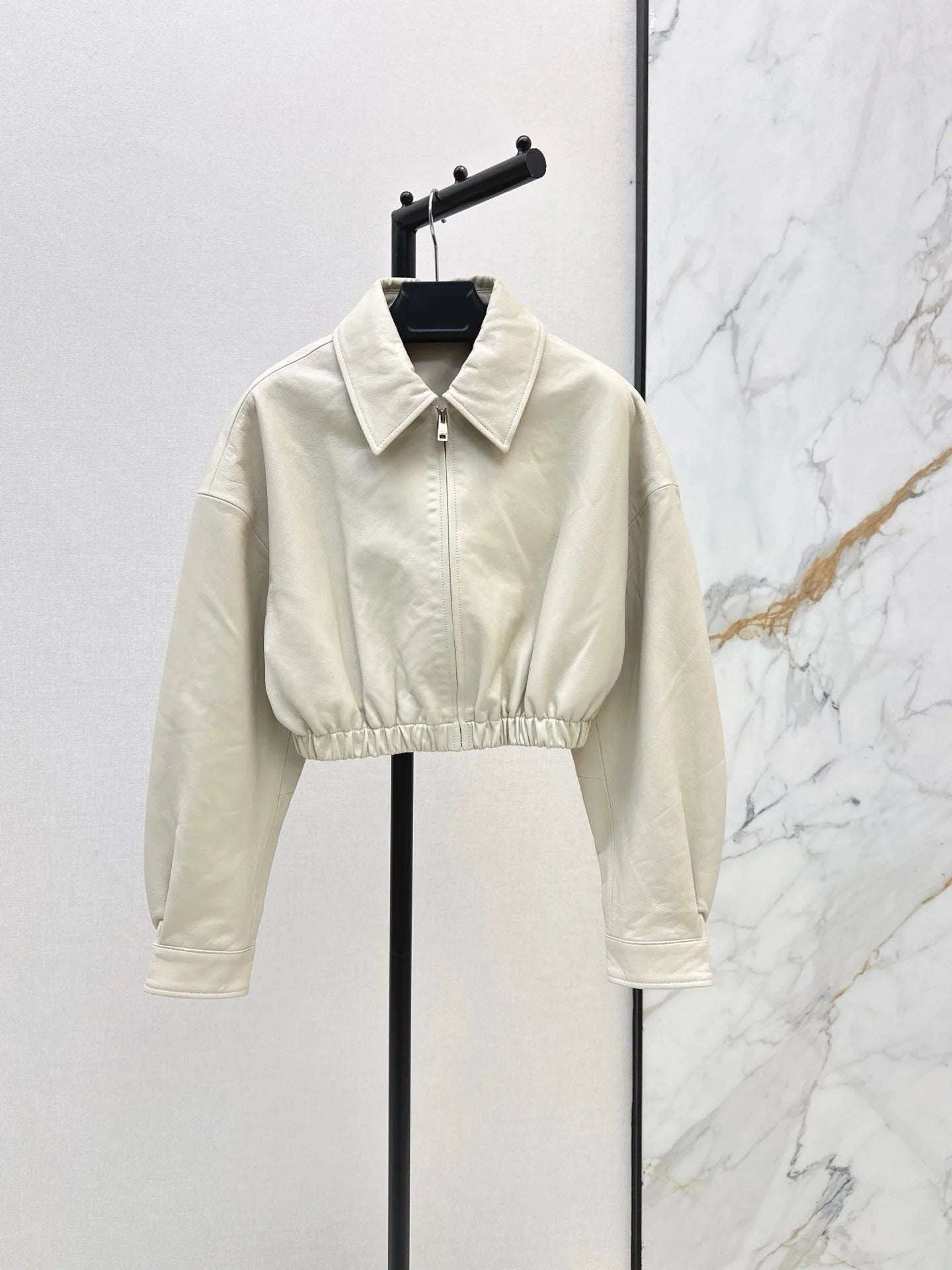 Women's Pure Color Leather Long Sleeve Notch Collar Zipper Short Top Autumn Winter Fashion Elegant Style 2671446