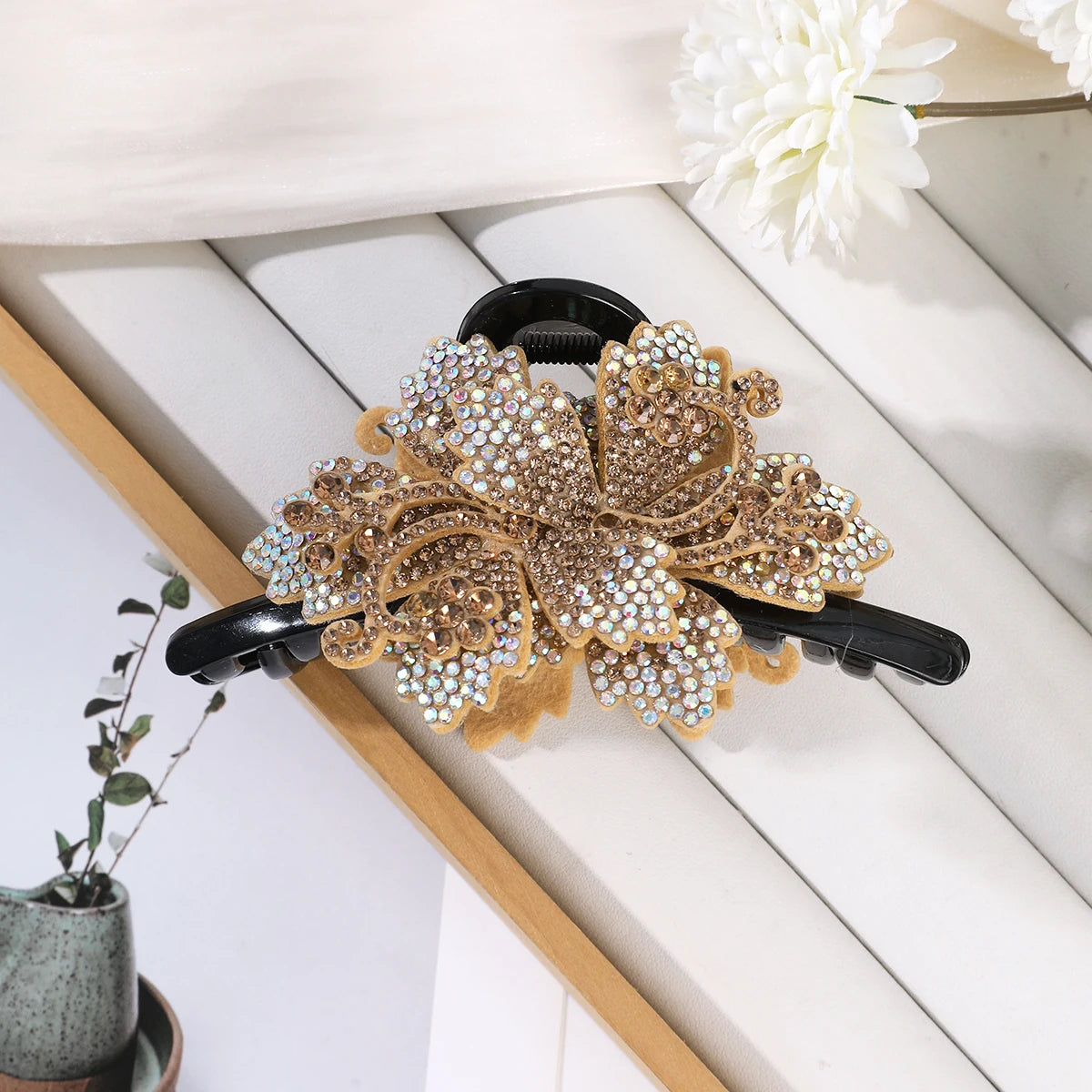 AWAYTR New Flower Hair Claws Clips Hairpins For Girls Women Fashion Rhinestone Hairgrip Barrettes