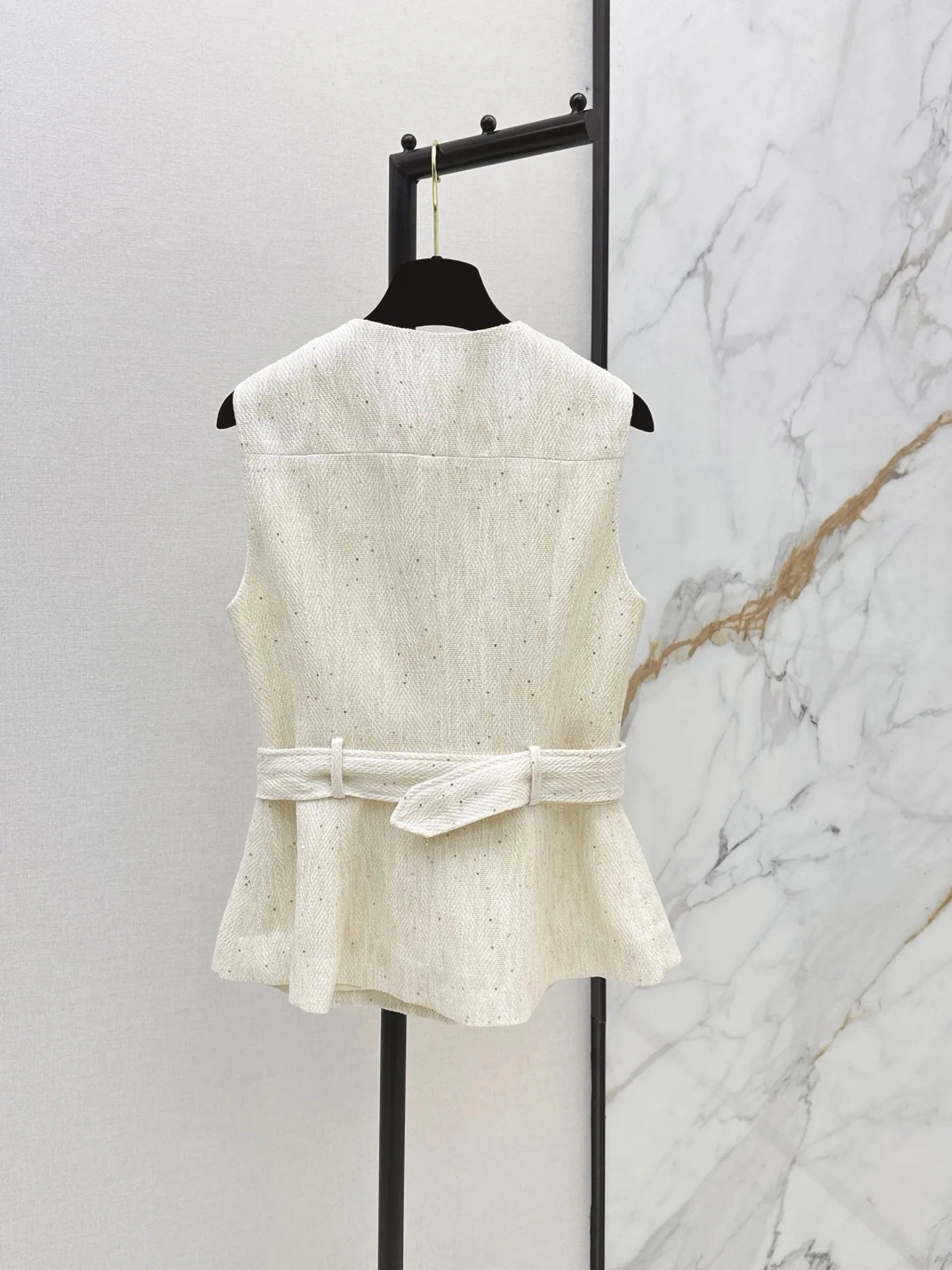 Women's Sleeveless Round Neck Single Breasted Vest With Waistband For Spring And Autumn Fashion, Casual And Elegant Style 267144