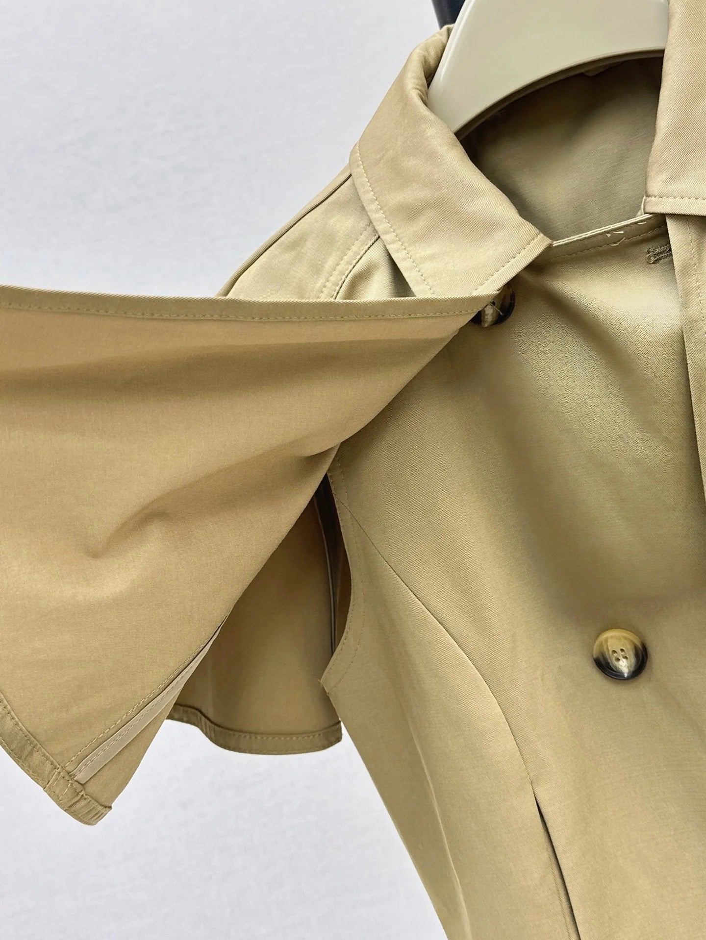 Women's Double Row Button Lapel With Belt Short Windbreaker Autumn And Winter Fashion Casual Elegant Style 2671462