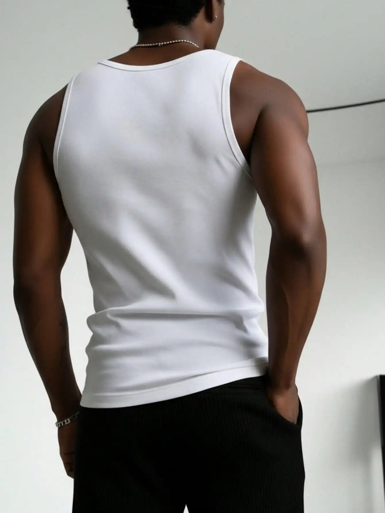 Men's Solid Color Tank Top Slim Fit U-Neck Sleeveless T-Shirt Basic Casual Vest For Men Gym Workout Summer Streetwear Tops