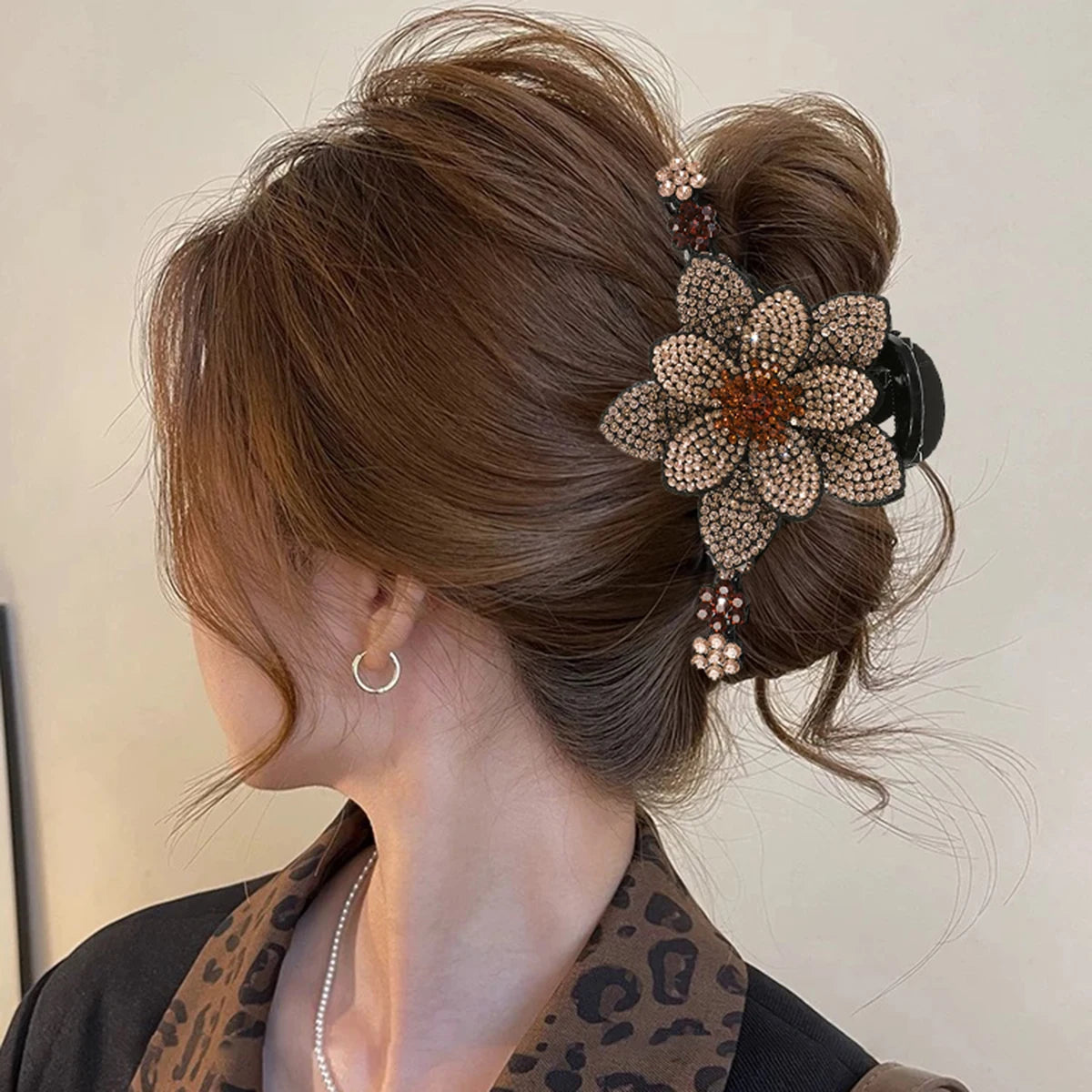 AWAYTR New Flower Hair Claws Clips Hairpins For Girls Women Fashion Rhinestone Hairgrip Barrettes
