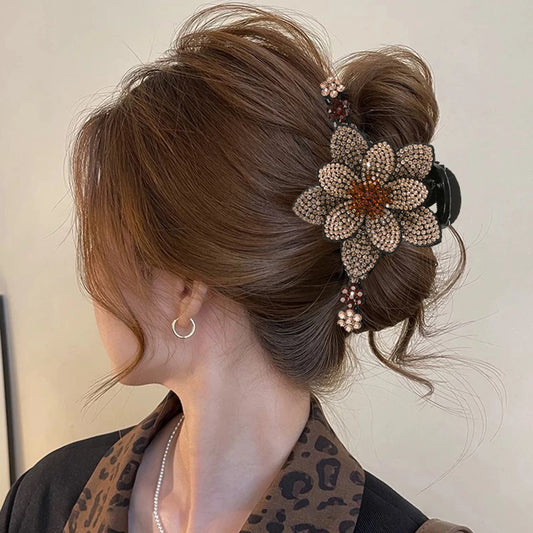 AWAYTR New Flower Hair Claws Clips Hairpins For Girls Women Fashion Rhinestone Hairgrip Barrettes