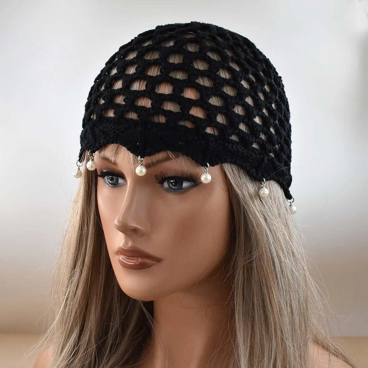 New Women Spring Summer Adjustable Mesh Knitted Pearl pendant Hat Fashion Breathable hollow woven artist with pullover charm Cap